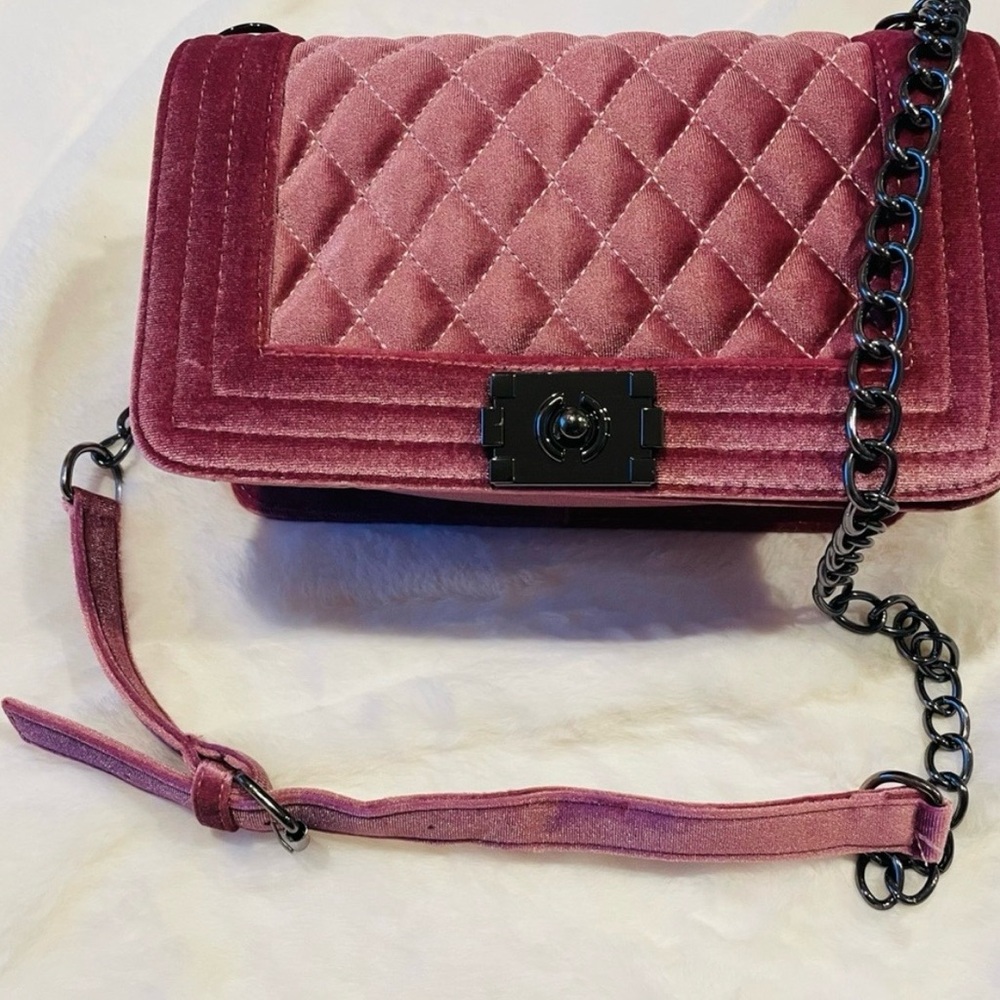 Quilted Velvet Chain Shoulder Bag - Pink